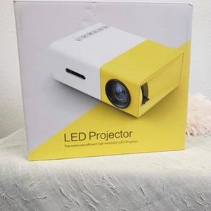 YG300mini LED projector